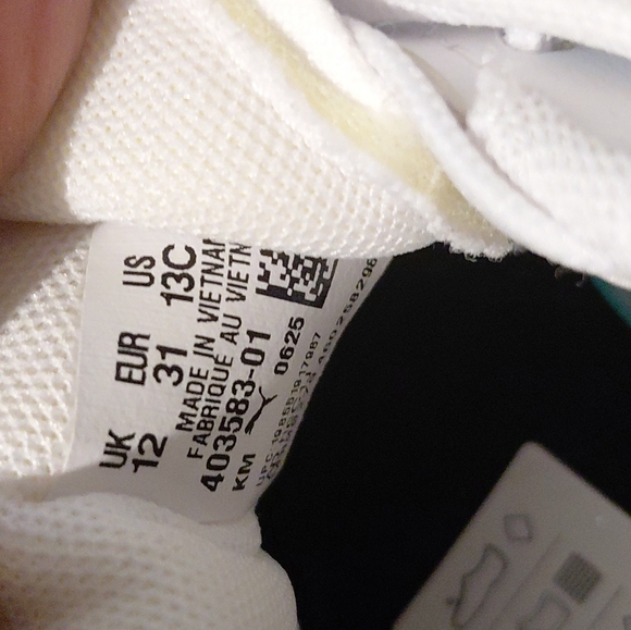 Puma Vikky V3 Black/White Toddler Boys Sneaker w/Rubber Sole Size 13 - Picture 9 of 9